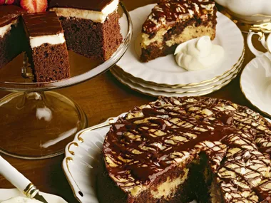 CHOC-MALLOW CAKE