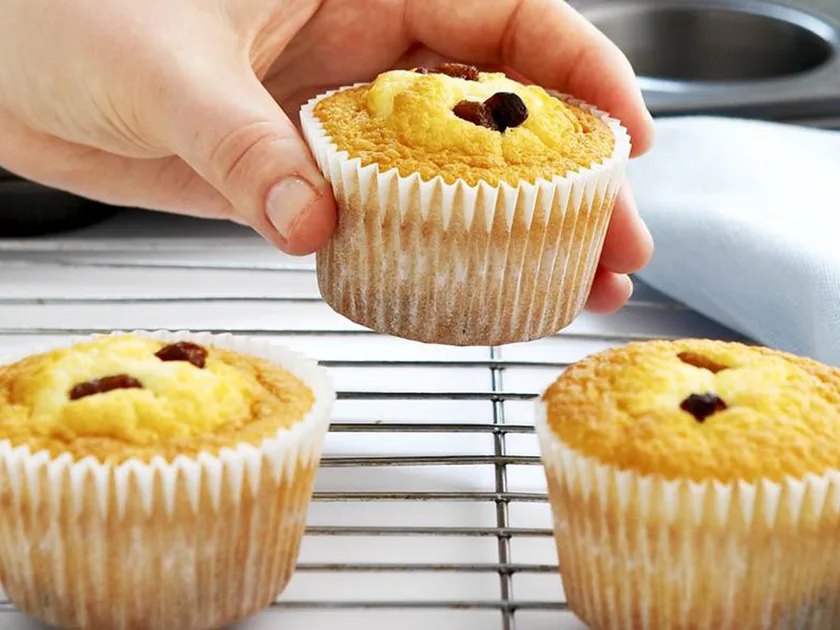 Sultana cupcakes with lemon icing | Women's Weekly Food