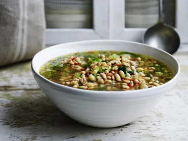 ginger soy bean soup