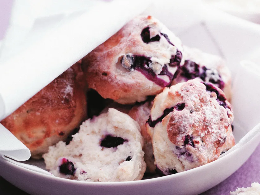 Blueberry scones with vanilla frûche | Women's Weekly Food