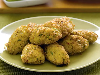 tofu fritters with sweet chilli sauce