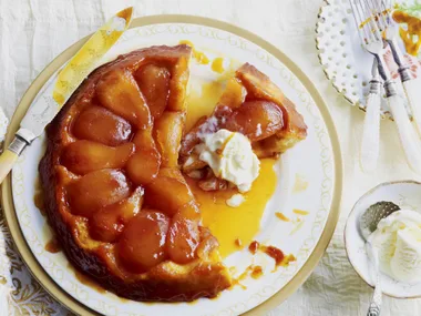 apple and pear tarte tatin