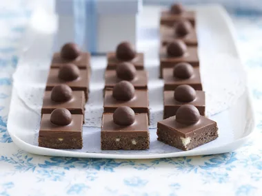 choc-malt slice
