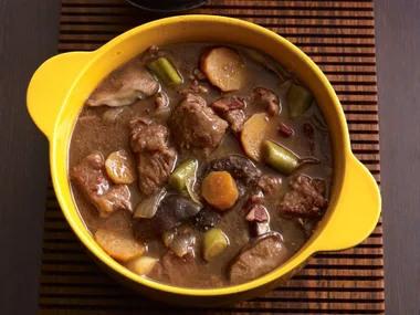 Beef, shiitake and red wine stew
