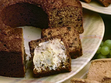 WHOLEMEAL DATE AND CARAMEL CAKE