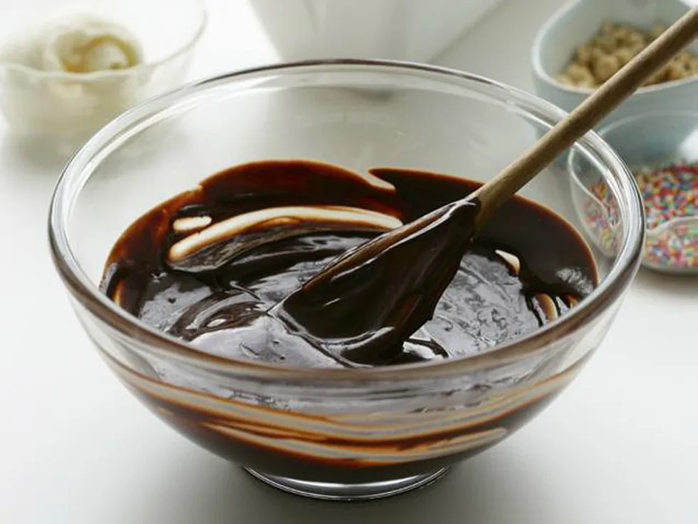 CHOCOLATE FUDGE SAUCE