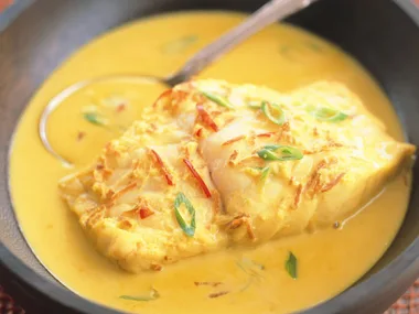 Fish in spicy coconut cream