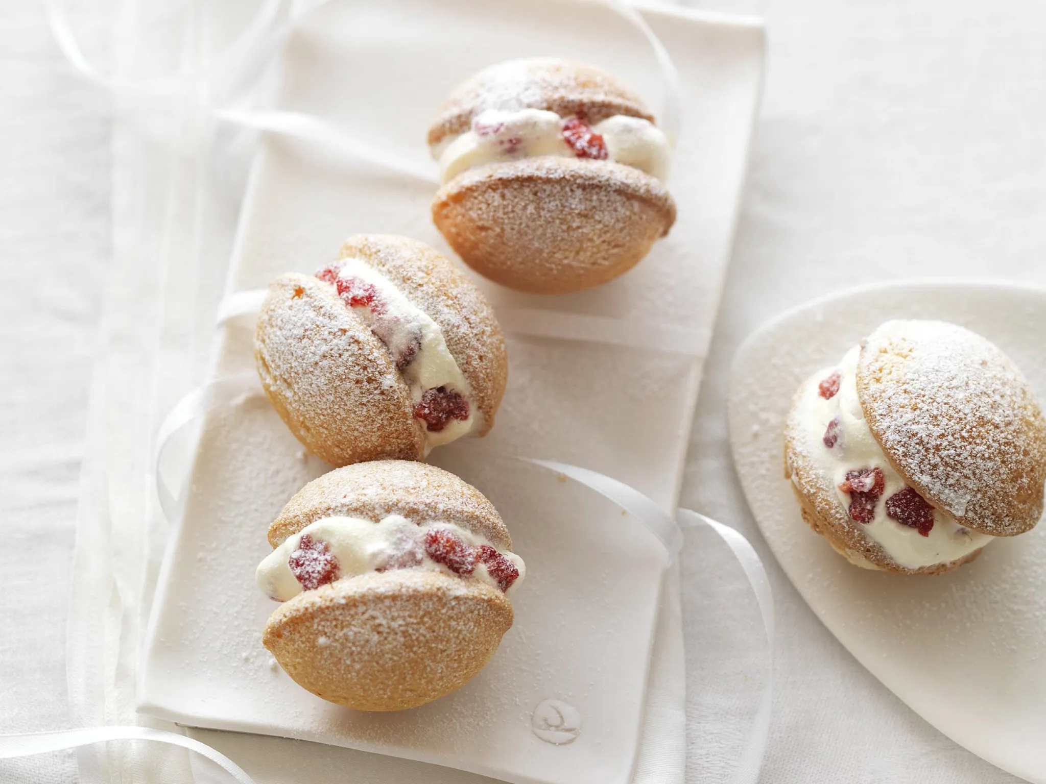 raspberry powder puffs