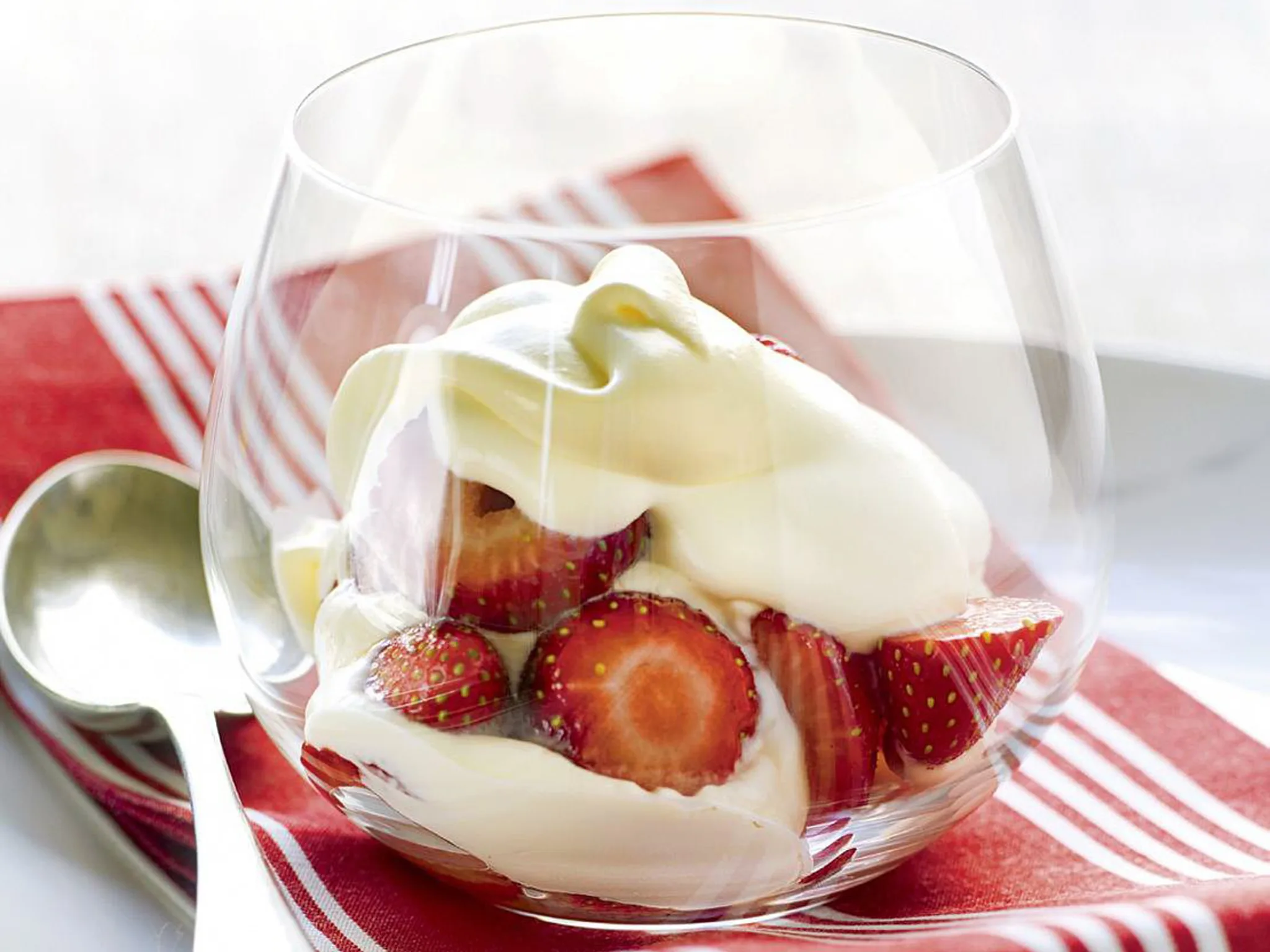 STRAWBERRIES ROMANOFF