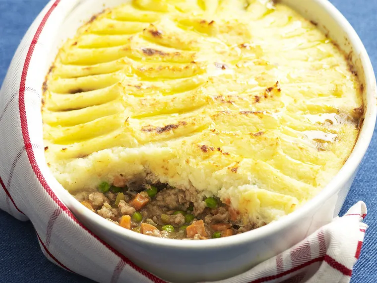 chicken pie with parsnip mash