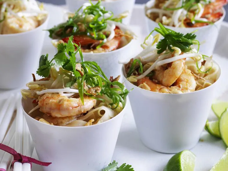 prawn pad thai