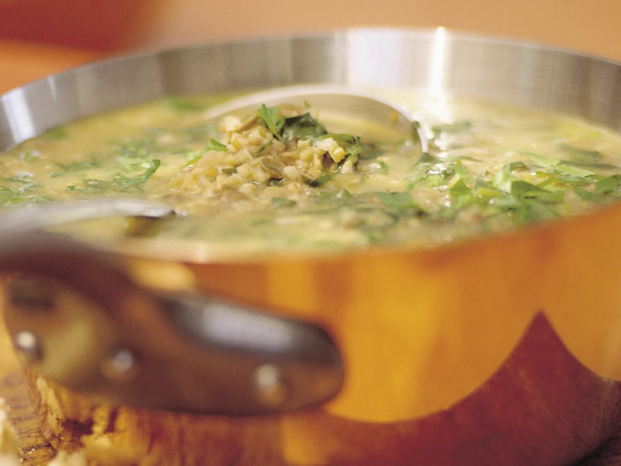 lentil,   burghul       and spinach soup