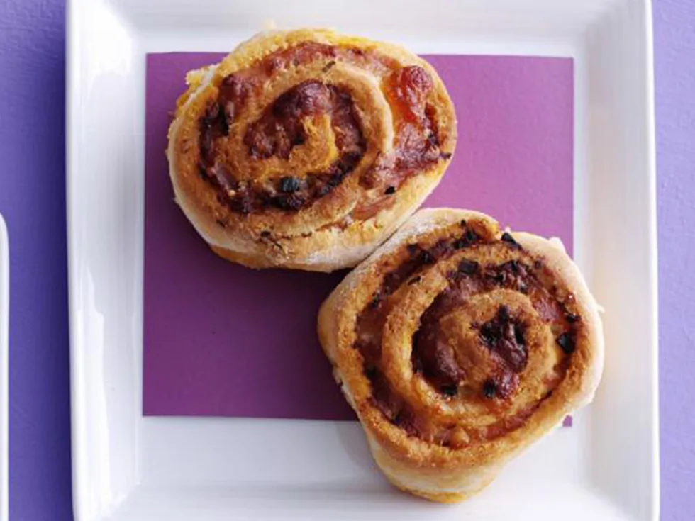 SUN-DRIED TOMATO AND BACON SCROLLS