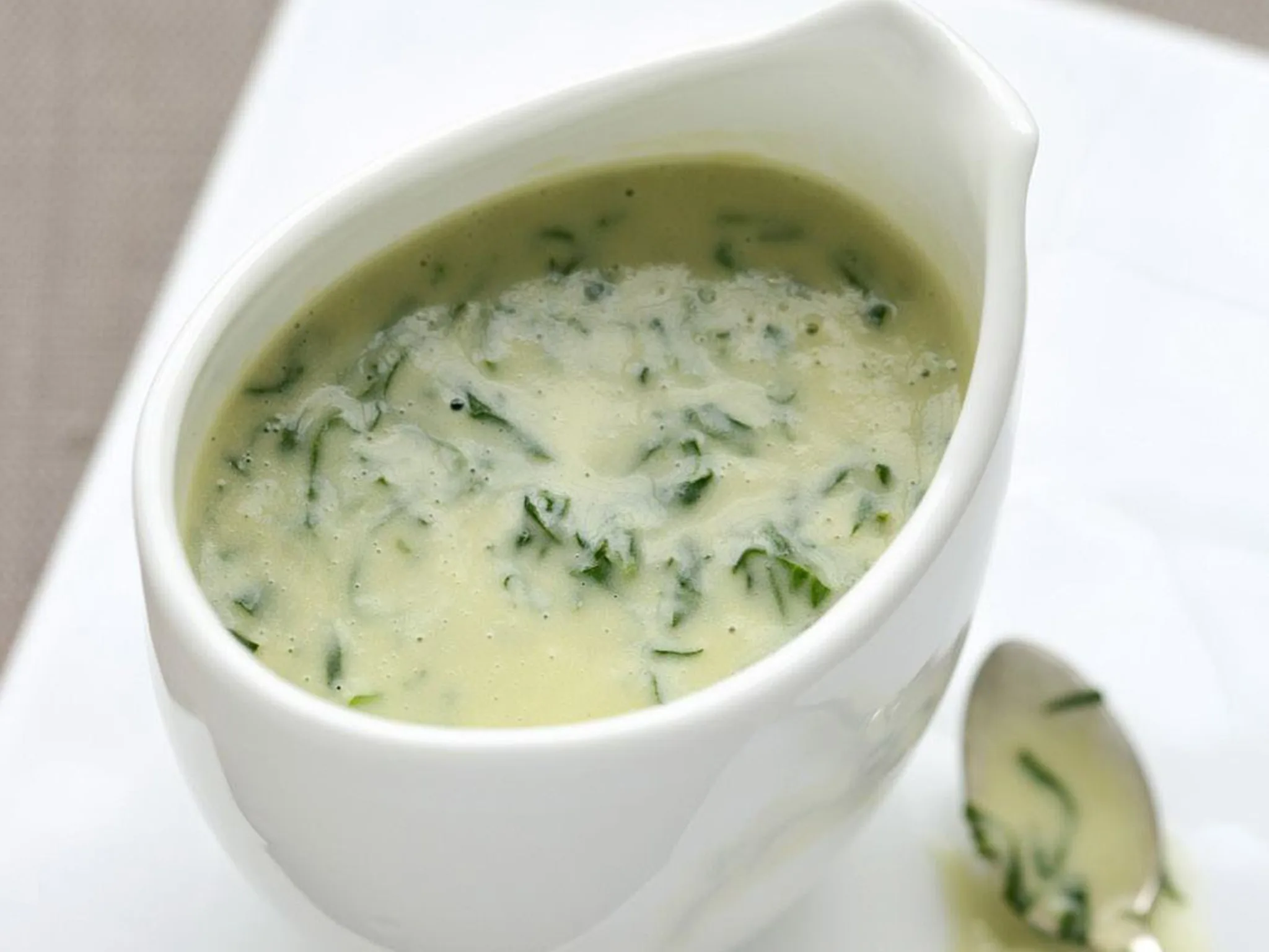 spinach and nutmeg velouté