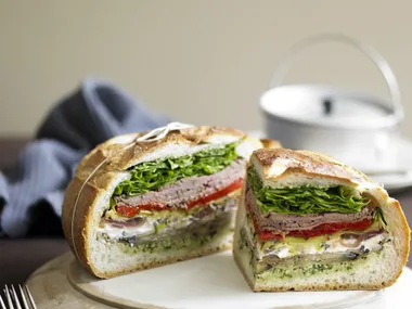 PICNIC COTTAGE LOAF