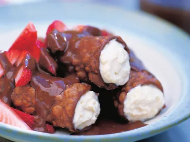 chocolate cannoli