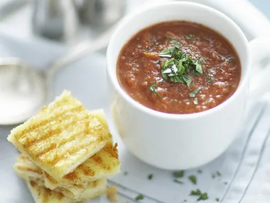 grilled tomato and red capsicum gazpacho