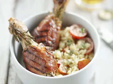 ROSEMARY AND PROSCIUTTO CHICKEN LEGS WITH CREAMY RISONI