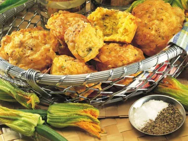 peppered zucchini and leek muffins