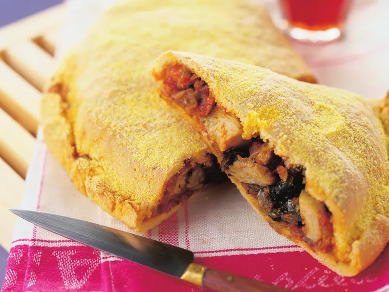 tomato and mushroom calzone