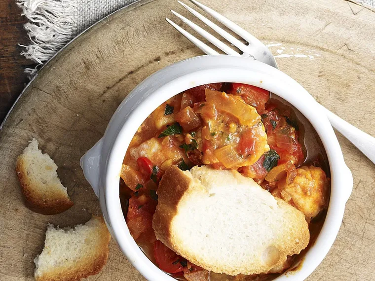 tomato and saffron fish pies