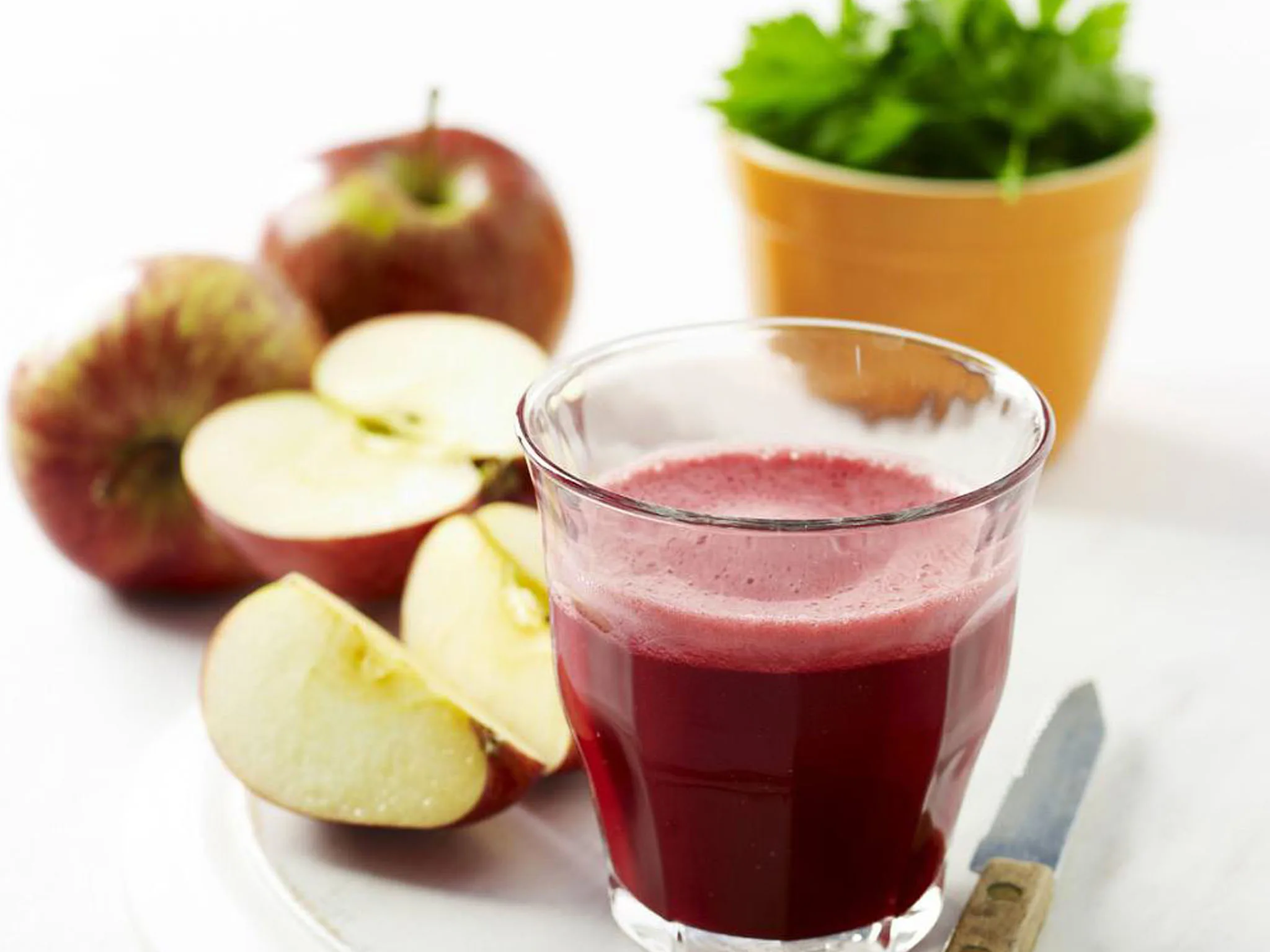 chlorophyll and beetroot cleanser