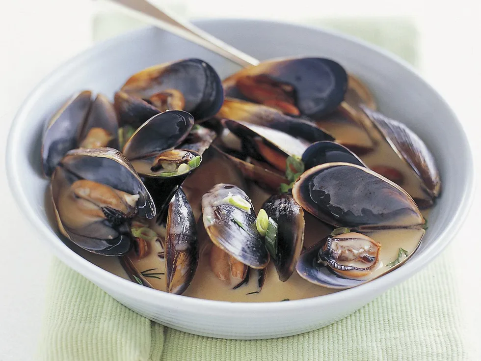 Cream of mussel soup