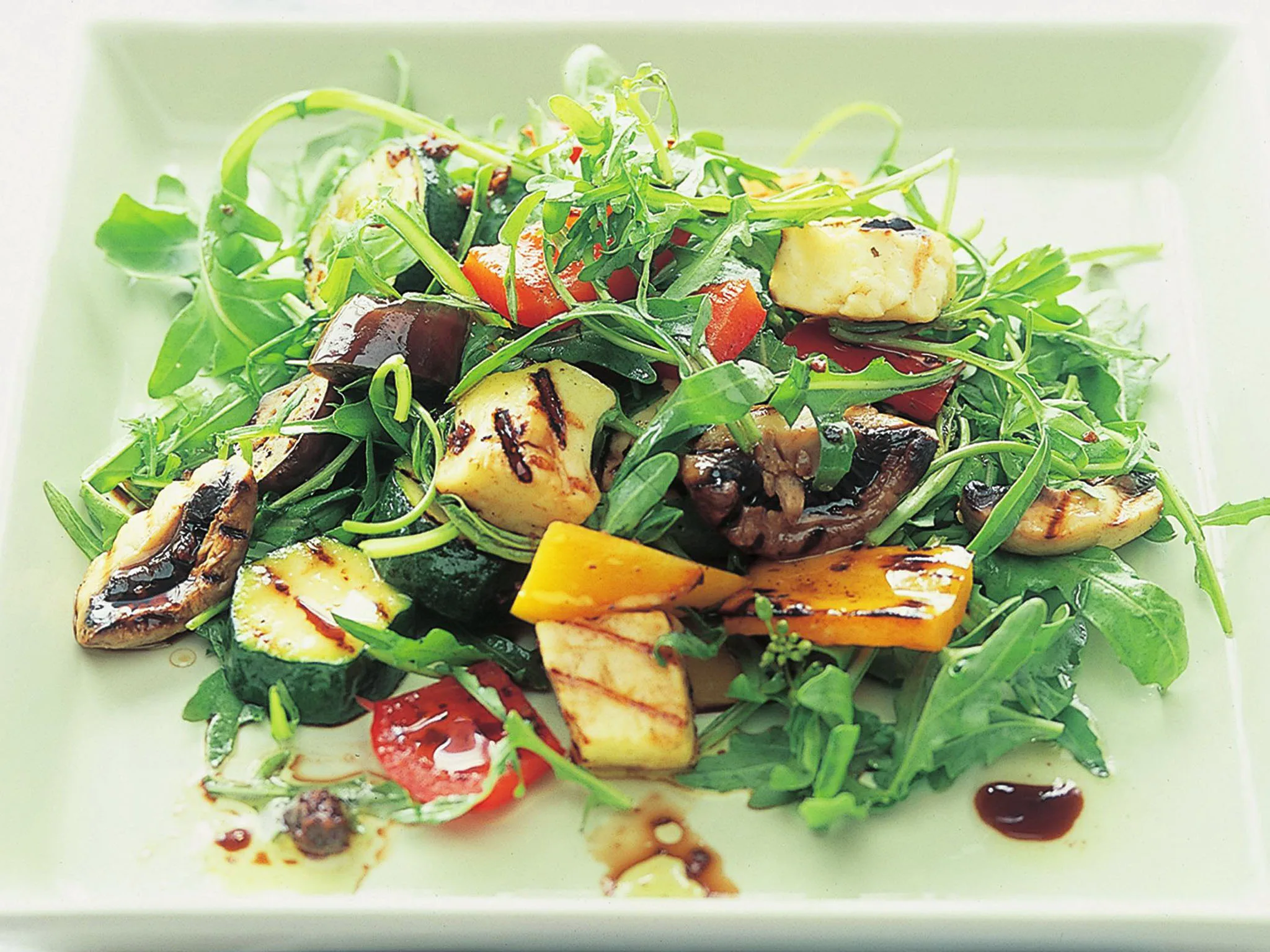 vegetable, haloumiand rocket salad