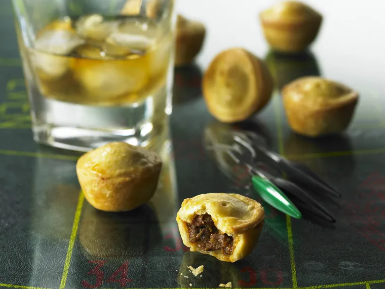 beef & stilton pies