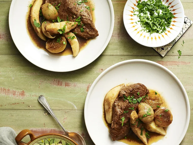 veal, quince and caramelised onion tagine