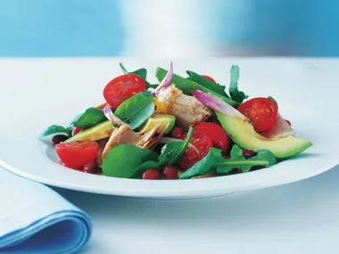 Tuna, bean and tomato salad