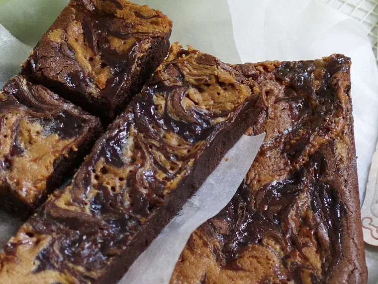 peanut butter and jam brownie