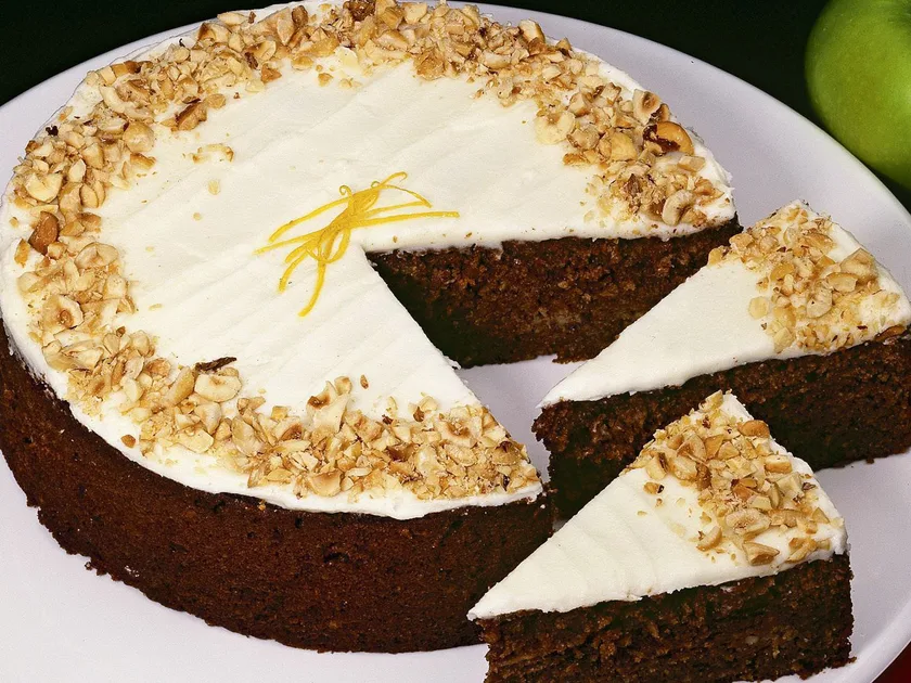 Spiced fruit and yoghurt cake | Women's Weekly Food