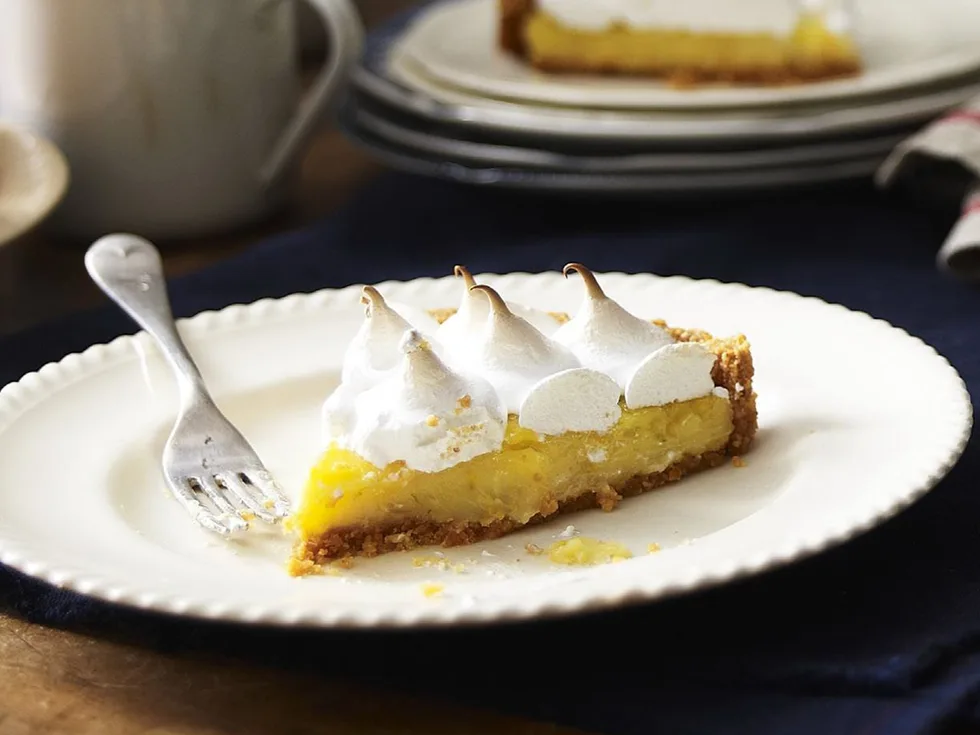 CITRUS-TRIO MERINGUE PIE