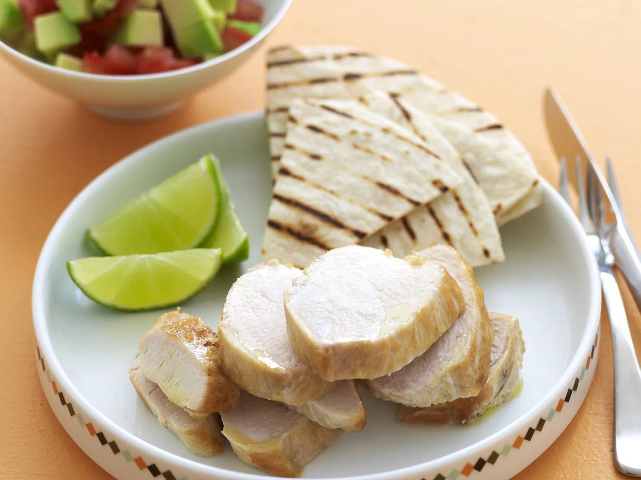 chicken with avocado and tomato salsa