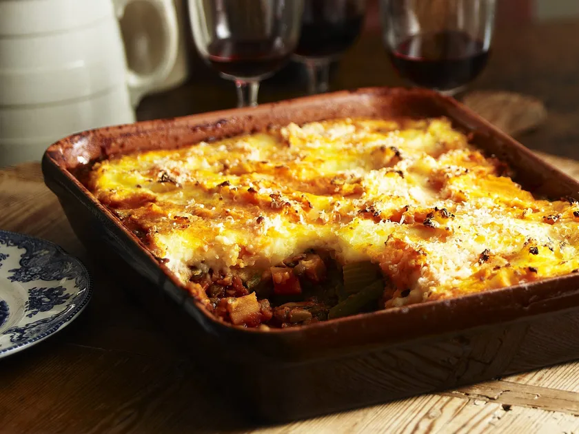 Vegetable and lentil potato pie | Women's Weekly Food