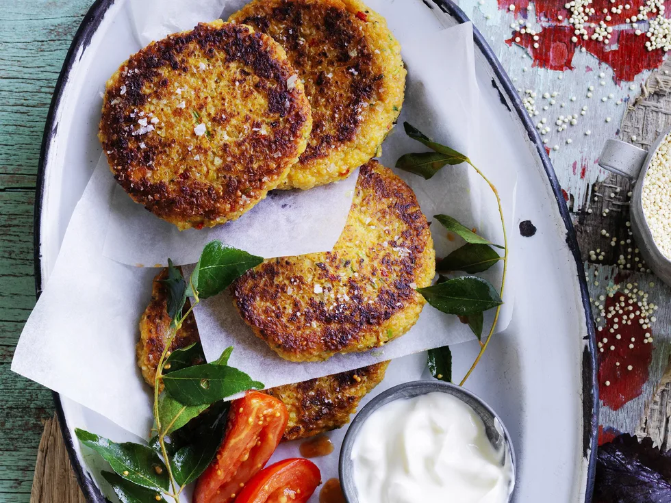 indian-spiced quinoa cakes with tomatoes