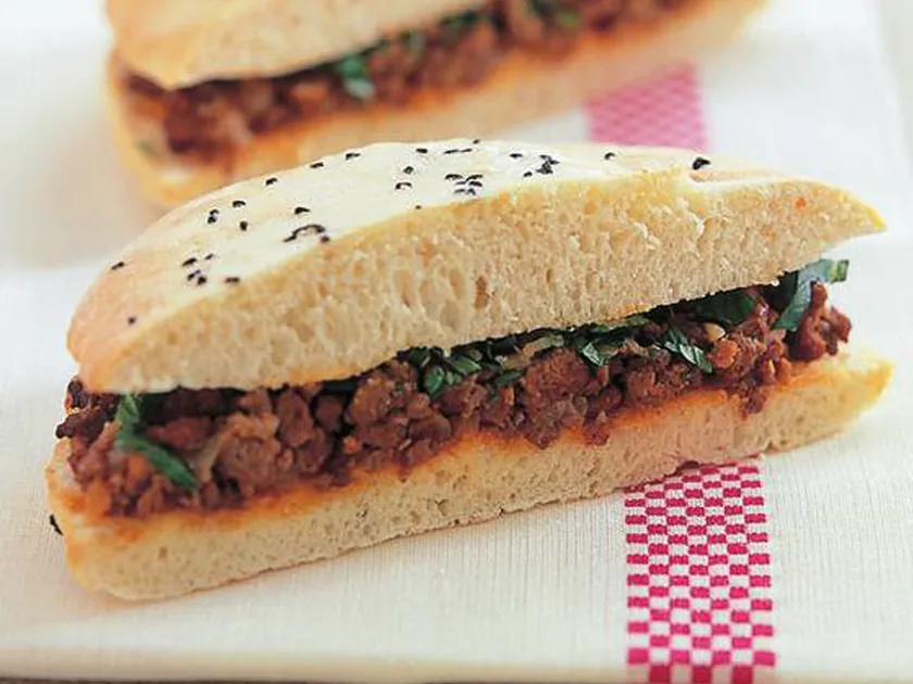 Lamb pide | Women's Weekly Food