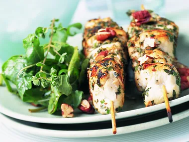 herbed chicken kebabs with roasted pecans