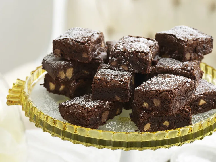 choc-chip brownie