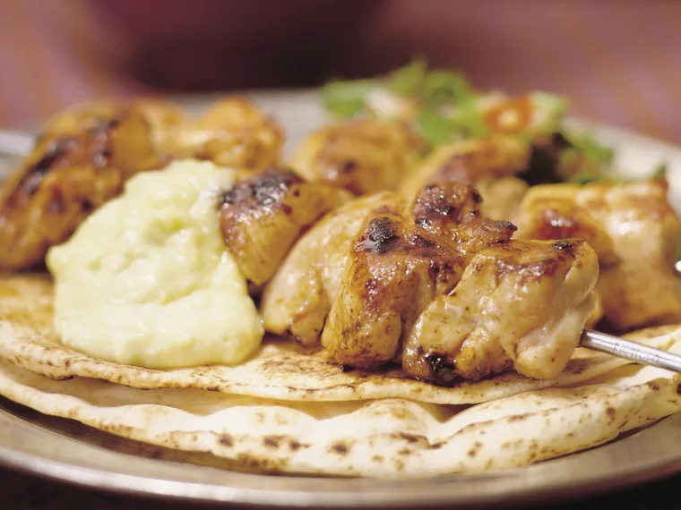 chicken kebabs with garlic sauce