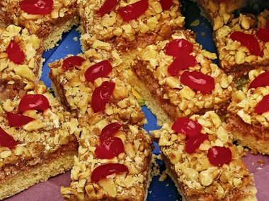 PEANUT SLICE