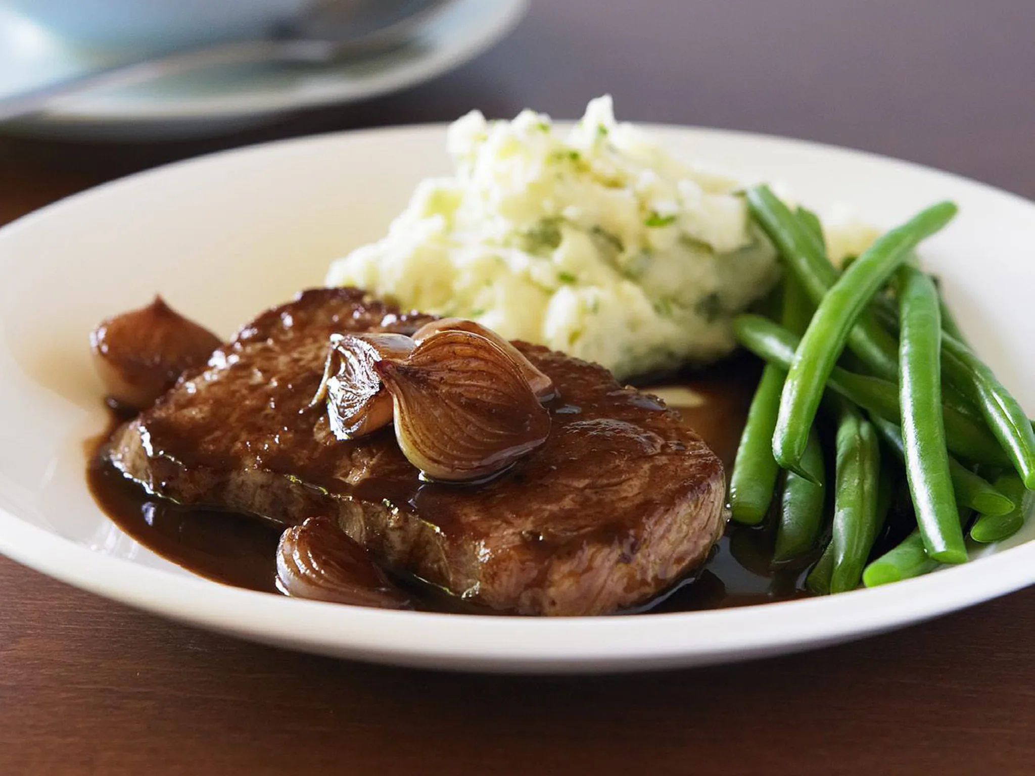 steaks with red wine shallot sauce