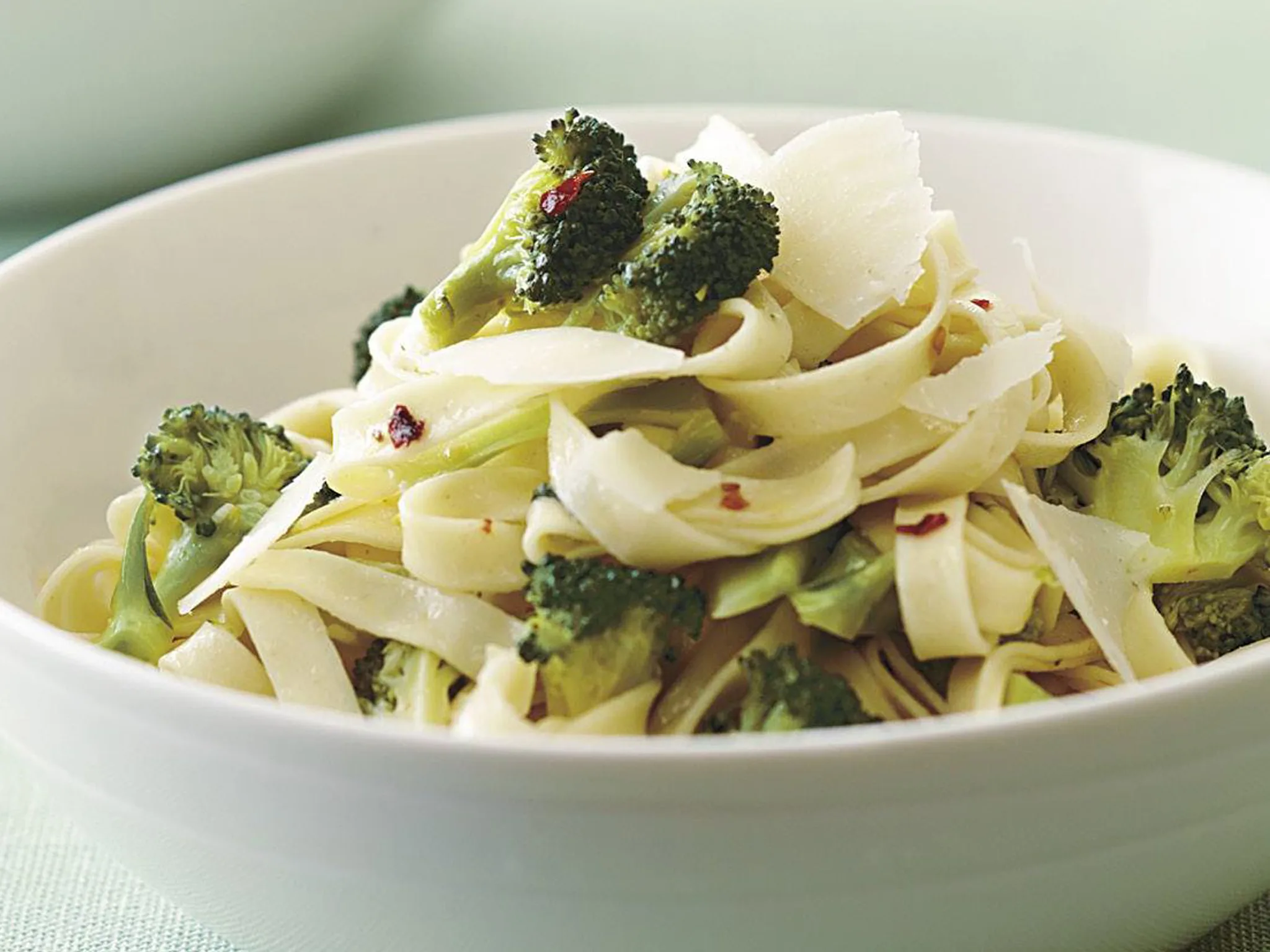 Pasta with broccoli and anchovies
