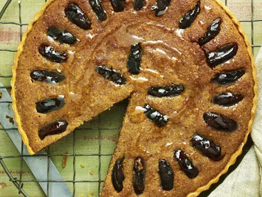 hazelnut and date tart