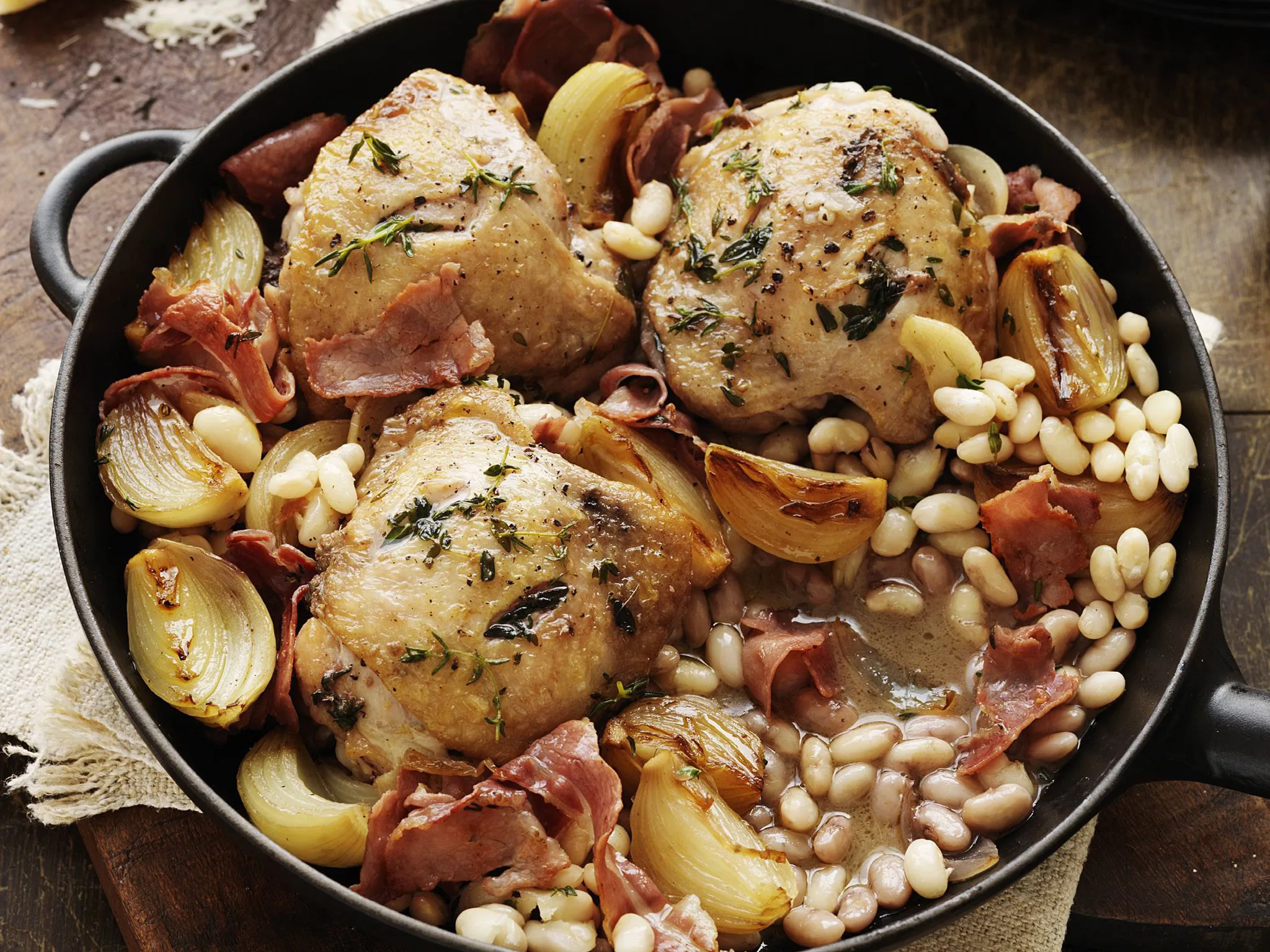 CHICKEN WITH WHITEBEANS&PANCETTA