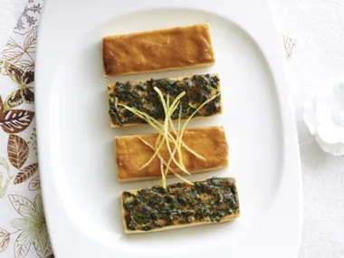 Grilled tofu with sesame and spinach miso