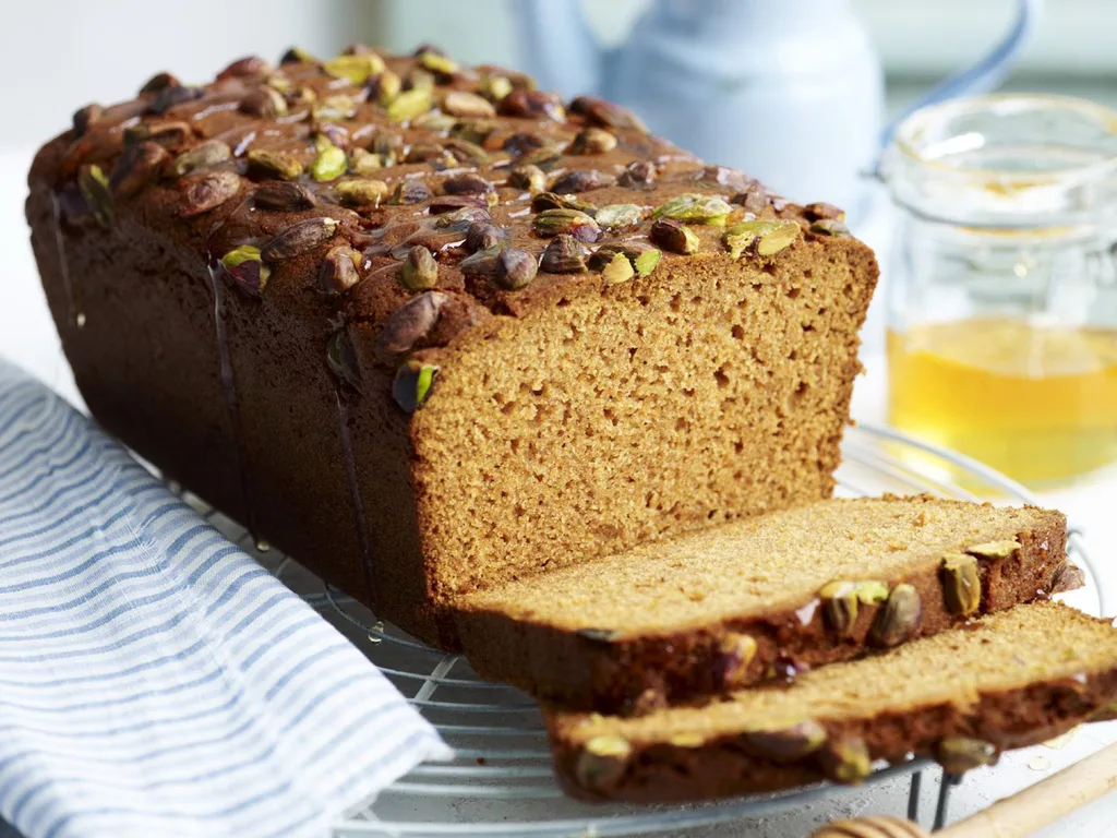 Pistachio honey cake