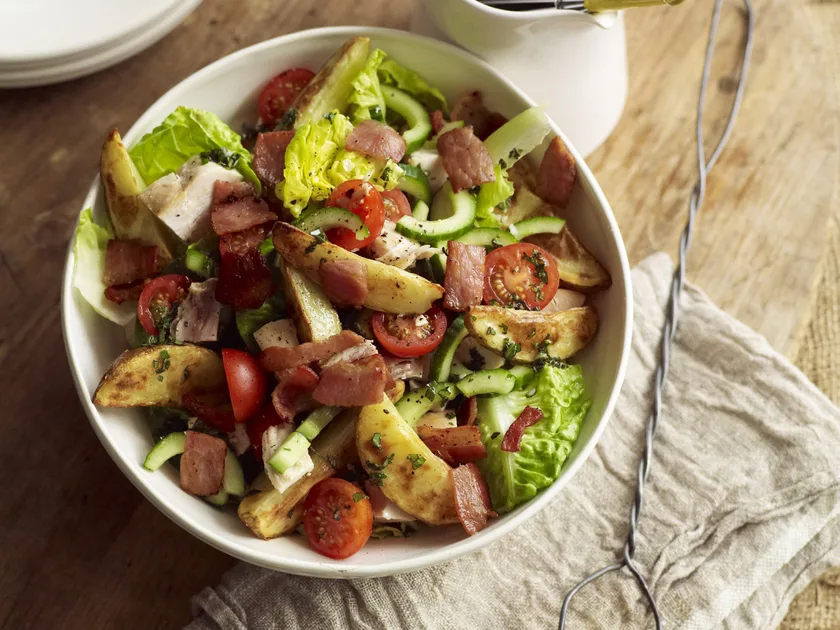 Chicken and wedges salad | Women's Weekly Food
