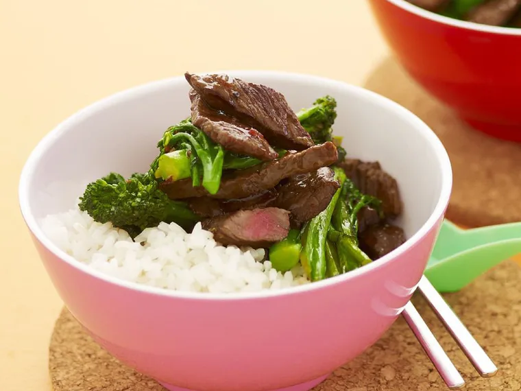 beef and broccolini stir-fry